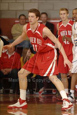 Thumbnail 2 in Mater Dei vs. Farragut (Nike Extravaganza) photogallery.