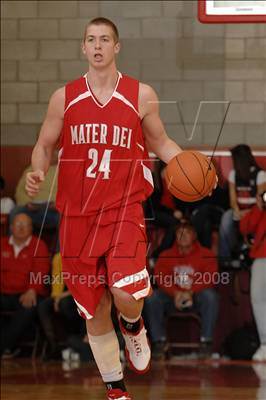 Thumbnail 2 in Mater Dei vs. Farragut (Nike Extravaganza) photogallery.