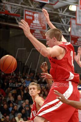Thumbnail 1 in Mater Dei vs. Farragut (Nike Extravaganza) photogallery.