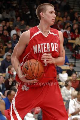 Thumbnail 3 in Mater Dei vs. Farragut (Nike Extravaganza) photogallery.