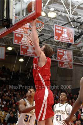 Thumbnail 1 in Mater Dei vs. Farragut (Nike Extravaganza) photogallery.