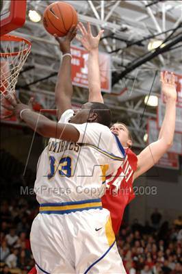 Thumbnail 1 in Mater Dei vs. Farragut (Nike Extravaganza) photogallery.