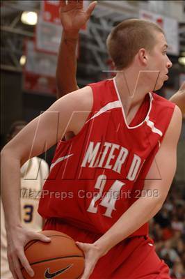 Thumbnail 3 in Mater Dei vs. Farragut (Nike Extravaganza) photogallery.