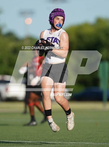 Thumbnail 2 in College Station vs Harker Heights (Texas 7 on 7 State Qualifier) photogallery.