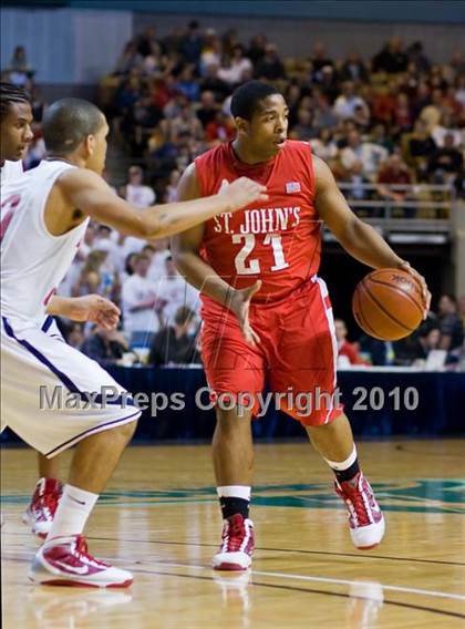 Thumbnail 3 in St. John's Shrewsbury vs Central Catholic (MIAA Division 1 Final) photogallery.