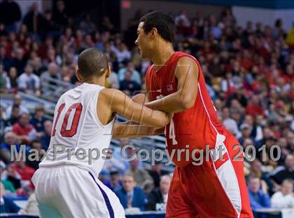 Thumbnail 3 in St. John's Shrewsbury vs Central Catholic (MIAA Division 1 Final) photogallery.