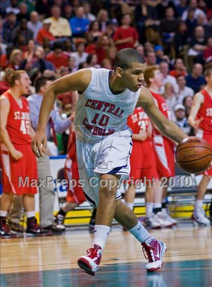 Thumbnail 1 in St. John's Shrewsbury vs Central Catholic (MIAA Division 1 Final) photogallery.