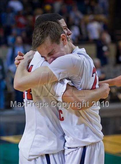 Thumbnail 3 in St. John's Shrewsbury vs Central Catholic (MIAA Division 1 Final) photogallery.