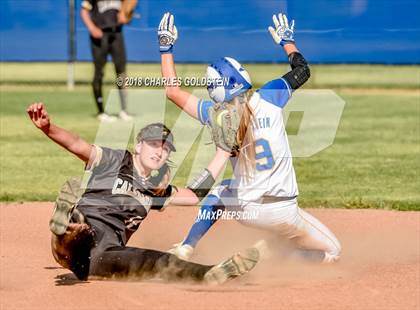 Thumbnail 1 in Calabasas @ Agoura photogallery.