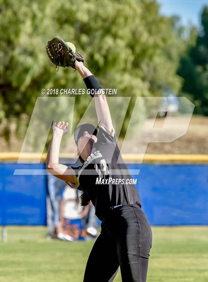 Thumbnail 1 in Calabasas @ Agoura photogallery.