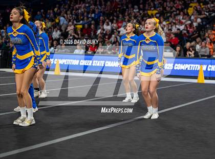 Thumbnail 2 in Robinson (VHSL Class 6 Final) photogallery.