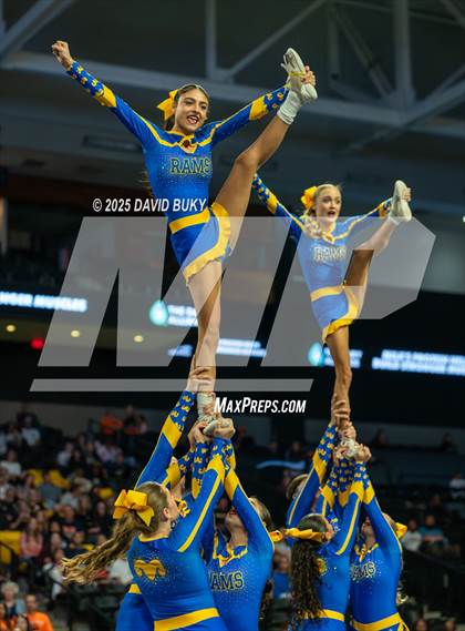 Thumbnail 2 in Robinson (VHSL Class 6 Final) photogallery.