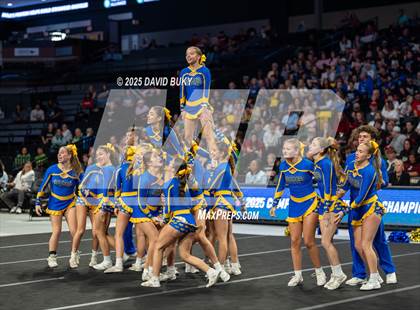 Thumbnail 3 in Robinson (VHSL Class 6 Final) photogallery.