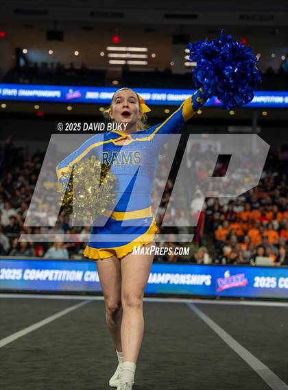 Thumbnail 2 in Robinson (VHSL Class 6 Final) photogallery.