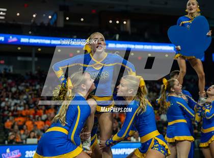 Thumbnail 2 in Robinson (VHSL Class 6 Final) photogallery.