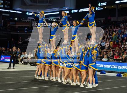 Thumbnail 1 in Robinson (VHSL Class 6 Final) photogallery.