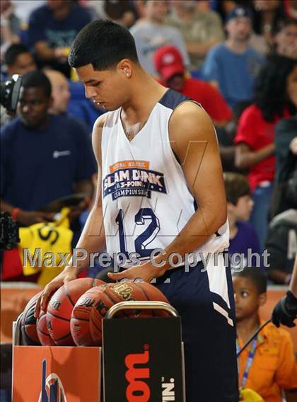Thumbnail 2 in National High School 3-Point Championships photogallery.