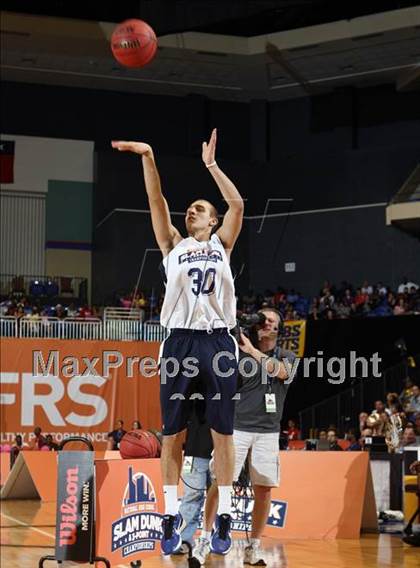 Thumbnail 2 in National High School 3-Point Championships photogallery.