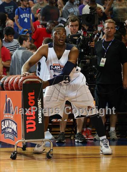 Thumbnail 3 in National High School 3-Point Championships photogallery.