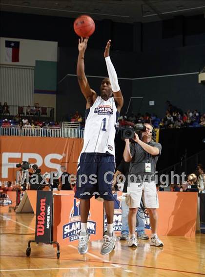Thumbnail 1 in National High School 3-Point Championships photogallery.