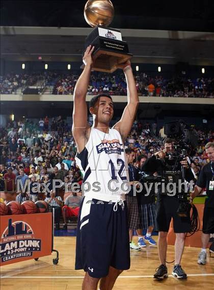 Thumbnail 3 in National High School 3-Point Championships photogallery.