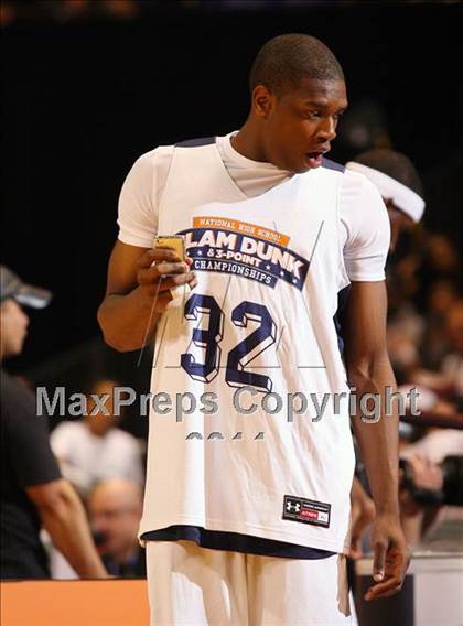 Thumbnail 2 in National High School 3-Point Championships photogallery.