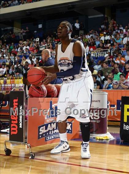 Thumbnail 1 in National High School 3-Point Championships photogallery.