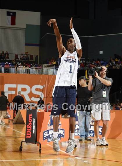 Thumbnail 3 in National High School 3-Point Championships photogallery.