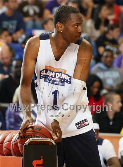 Thumbnail 1 in National High School 3-Point Championships photogallery.