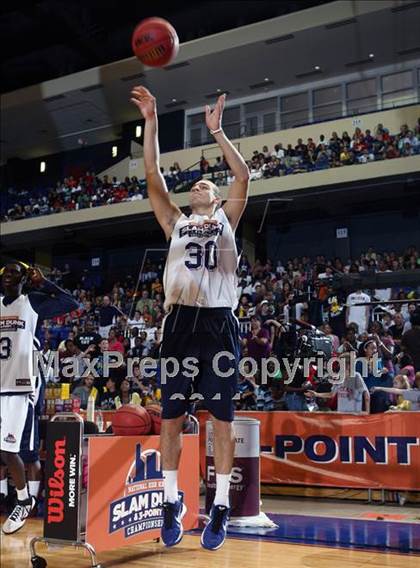 Thumbnail 3 in National High School 3-Point Championships photogallery.