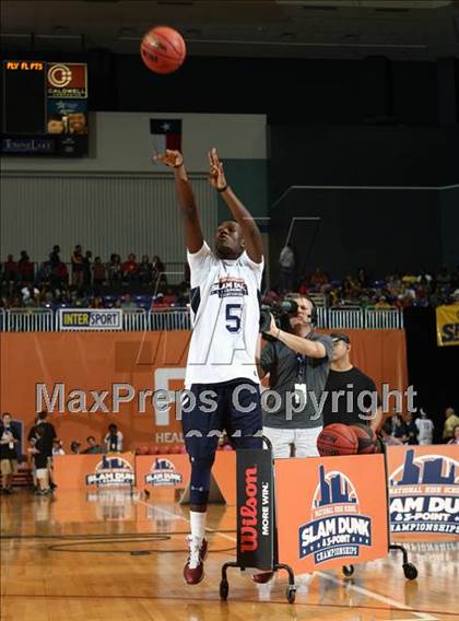 Thumbnail 3 in National High School 3-Point Championships photogallery.