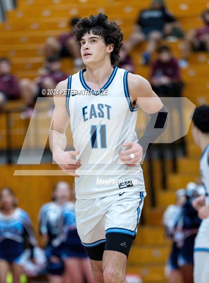 Thumbnail 1 in Newington @ East Catholic photogallery.