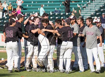 Thumbnail 2 in Groton-Dunstable vs. North Reading (MIAA Division 3 Final) photogallery.