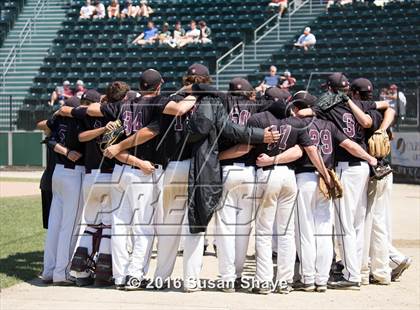Thumbnail 1 in Groton-Dunstable vs. North Reading (MIAA Division 3 Final) photogallery.