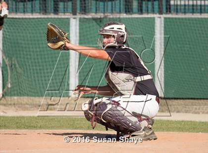 Thumbnail 2 in Groton-Dunstable vs. North Reading (MIAA Division 3 Final) photogallery.