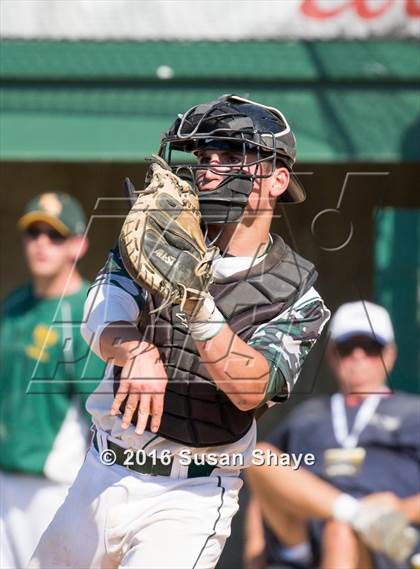 Thumbnail 1 in Groton-Dunstable vs. North Reading (MIAA Division 3 Final) photogallery.