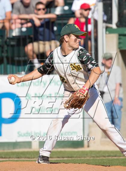 Thumbnail 3 in Groton-Dunstable vs. North Reading (MIAA Division 3 Final) photogallery.