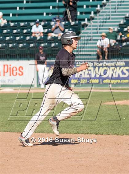 Thumbnail 3 in Groton-Dunstable vs. North Reading (MIAA Division 3 Final) photogallery.