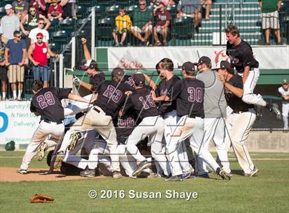 Thumbnail 2 in Groton-Dunstable vs. North Reading (MIAA Division 3 Final) photogallery.