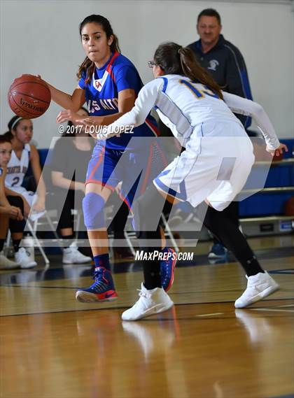 Thumbnail 3 in Los Altos @ Charter Oak photogallery.