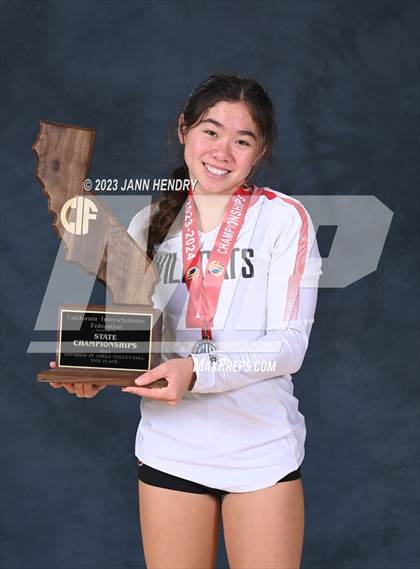 Thumbnail 3 in Marin Academy vs. Glendale (CIF State D4 Final Awards) photogallery.