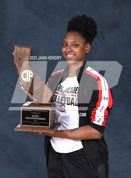 Thumbnail 2 in Marin Academy vs. Glendale (CIF State D4 Final Awards) photogallery.