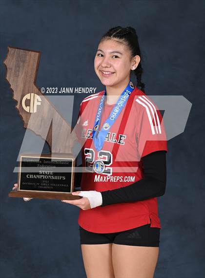 Thumbnail 3 in Marin Academy vs. Glendale (CIF State D4 Final Awards) photogallery.