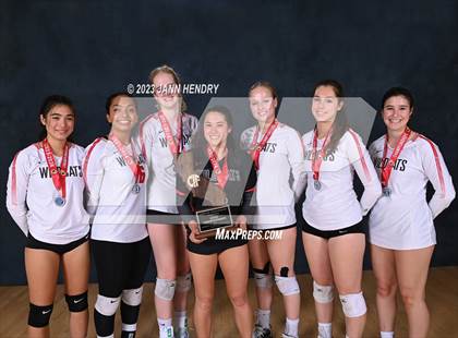 Thumbnail 3 in Marin Academy vs. Glendale (CIF State D4 Final Awards) photogallery.