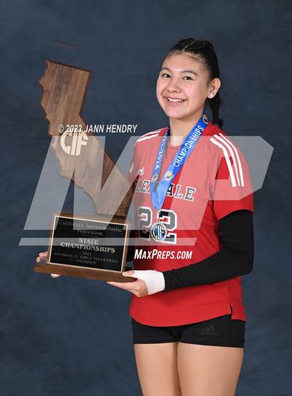Thumbnail 2 in Marin Academy vs. Glendale (CIF State D4 Final Awards) photogallery.