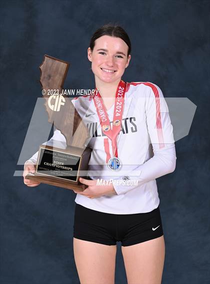 Thumbnail 2 in Marin Academy vs. Glendale (CIF State D4 Final Awards) photogallery.