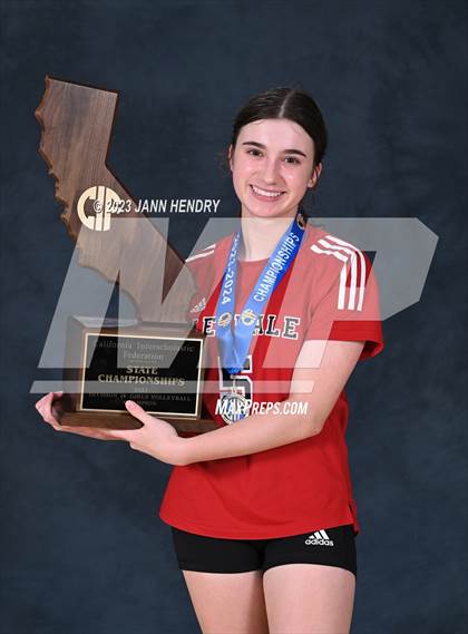 Thumbnail 1 in Marin Academy vs. Glendale (CIF State D4 Final Awards) photogallery.