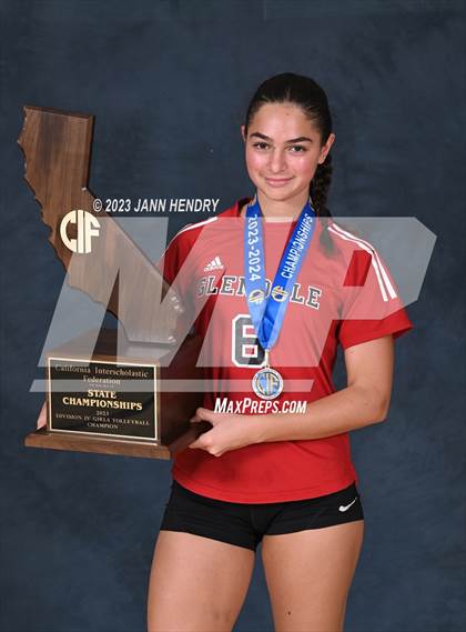 Thumbnail 3 in Marin Academy vs. Glendale (CIF State D4 Final Awards) photogallery.