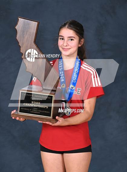 Thumbnail 3 in Marin Academy vs. Glendale (CIF State D4 Final Awards) photogallery.