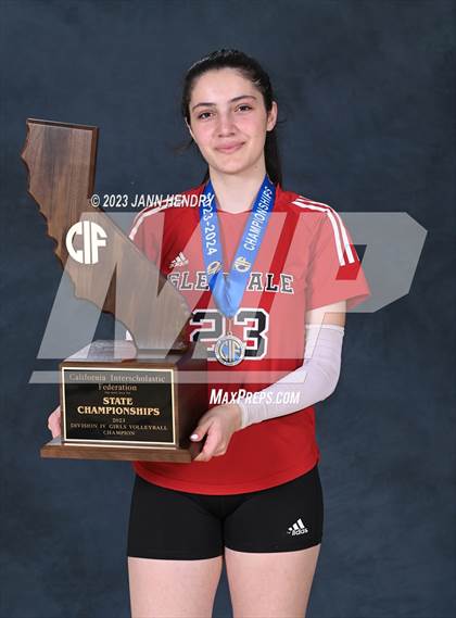Thumbnail 2 in Marin Academy vs. Glendale (CIF State D4 Final Awards) photogallery.
